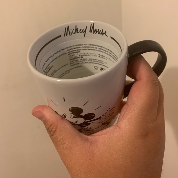 Disney Mickey Mouse black and white ceramic mug - Picture 3 of 3